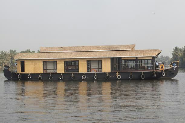 Best Time to Visit Alleppey: Houseboats