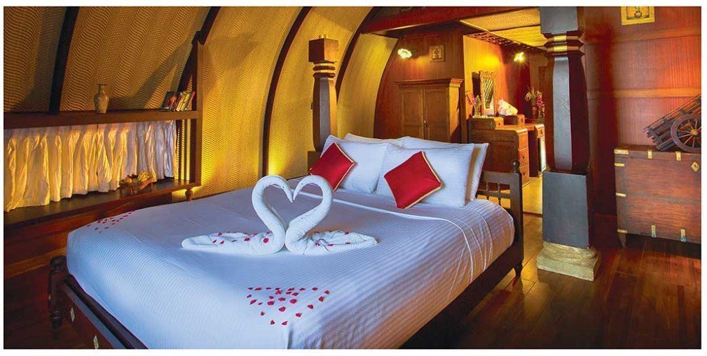 honeymoon houseboats in Alleppey